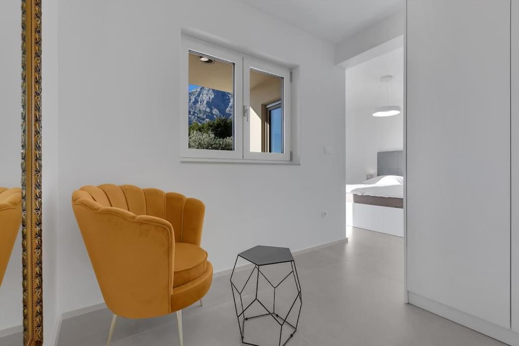 Apartman Delux With Private Pool - Makarska Exklusiv Tučepi Esterno foto